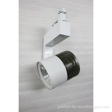 Newest Design 30w led dimmable track lighting TUV SAA CE